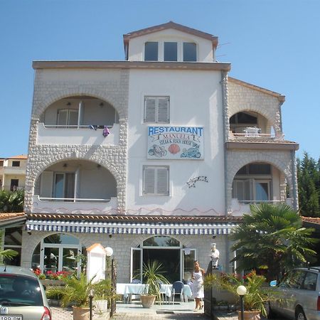 Pansion Manuela Hotel Vrsar Buitenkant foto